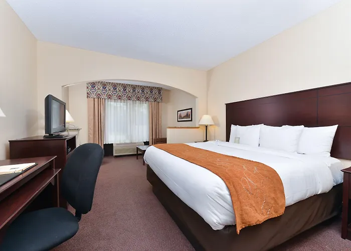 Hotel Comfort Near Route 66 5*