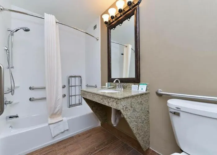Comfort Near Route 66 Hotel 5*